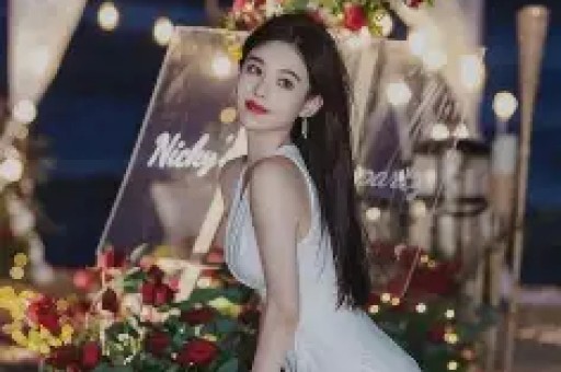 300万粉丝的网红塌房同时交6位女朋友见面不逛街直接开房