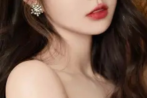 曝男明星KTV亲女网红